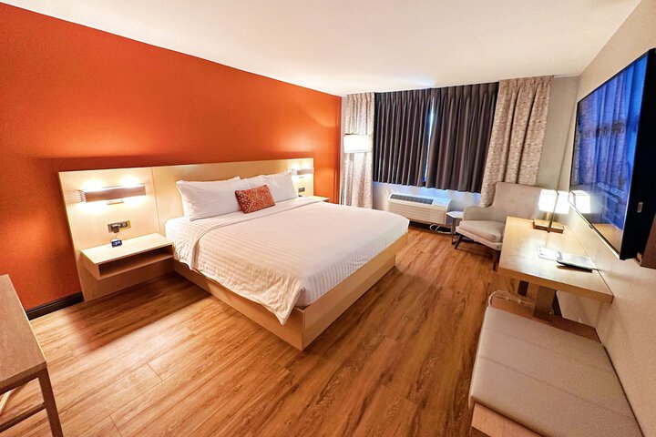 Room 100 of 168