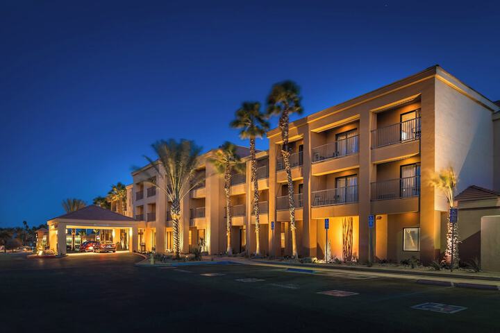 Hotel 2 of 47