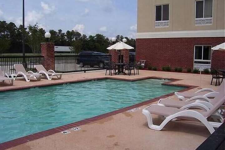 Pool 5 of 29