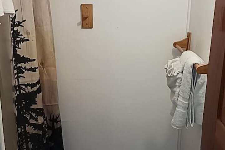 Room 28 of 114