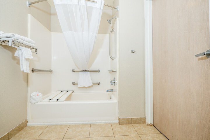 Microtel Inn & Suites by Wyndham Palm Coast I-95