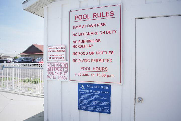Pool 4 of 60