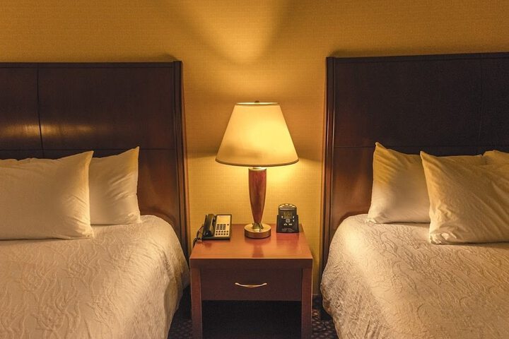 Room 28 of 72