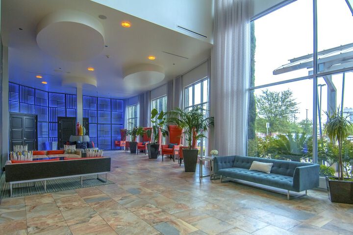 Hotel 6 of 85