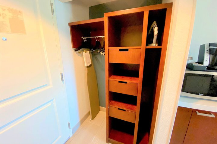 Room 26 of 48