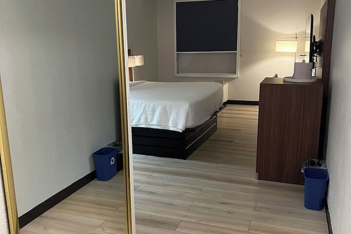 Wingate by Wyndham Dublin Near Claytor Lake State Park