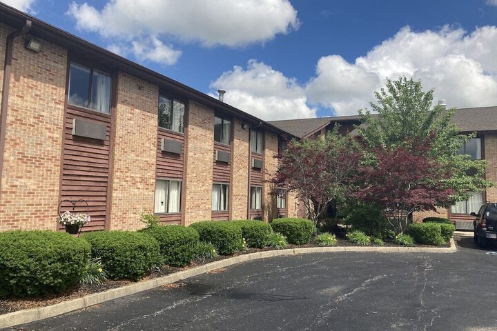 Royal Inn Suites