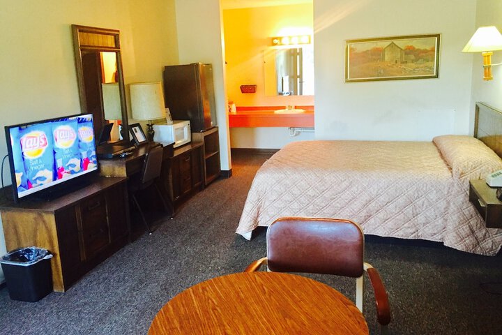Room 22 of 34