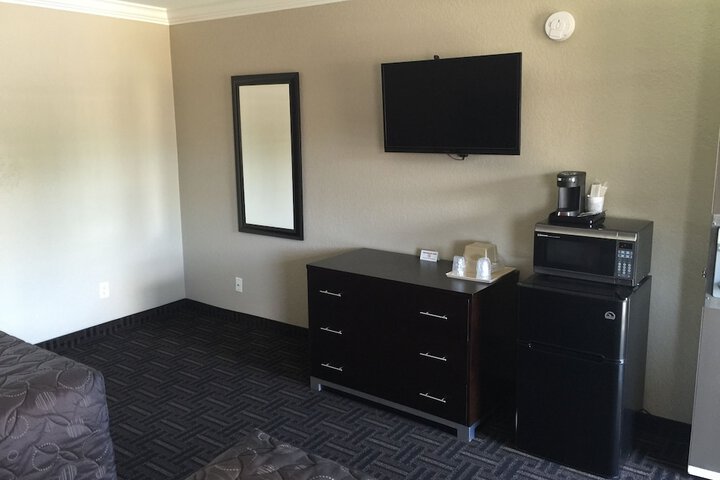 Room 8 of 20