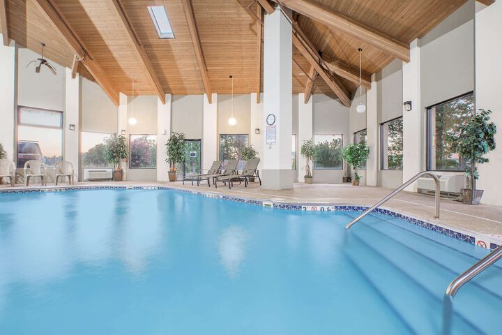 Pool 2 of 14