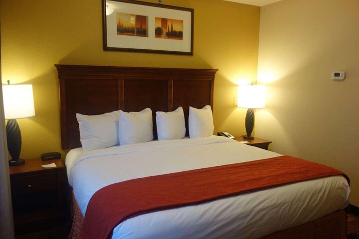 Country Inn & Suites by Radisson Helen, GA