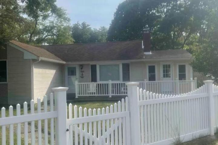 Three Bedroom House - Cape May short walk to the Bay