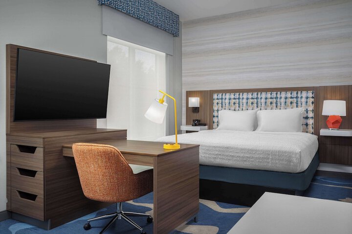 Hampton Inn & Suites Naples South