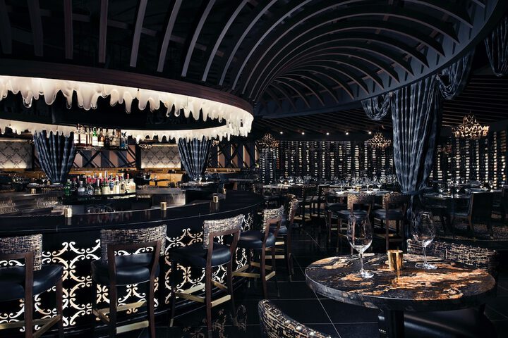 Dining 75 of 110