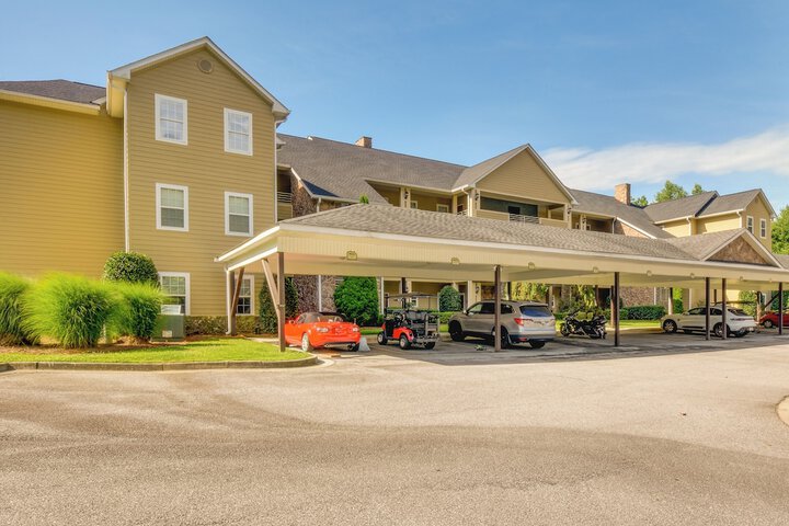 Clayton Resort Getaway w / Pool Access Pickleball!