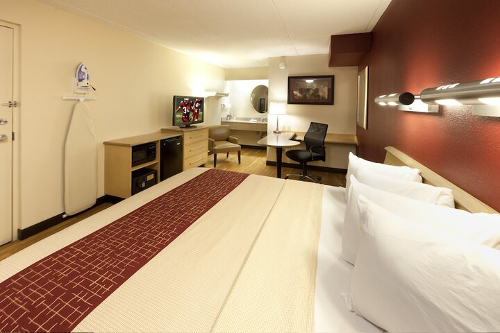 Room 13 of 24