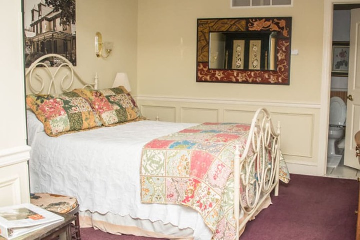 Vandiver Inn