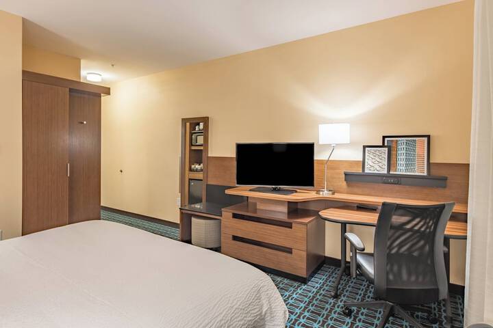 Room 14 of 27