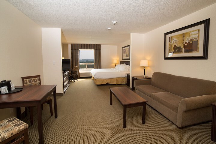 Room 44 of 65
