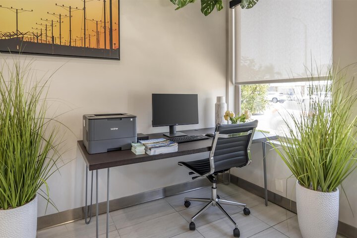 Best Western Airport Plaza Hotel – LAX  Airport LA Stadium
