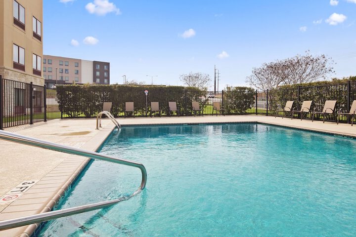 Pool 5 of 26