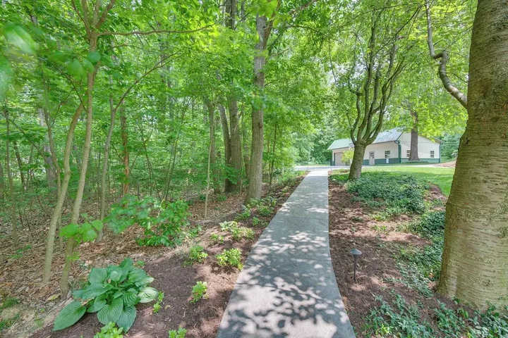 The Haven at Welsh Mountain Suites - Apt w / Patio!