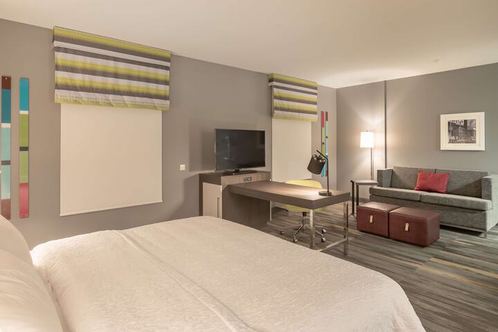 Room 12 of 61