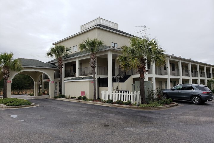 Peach Tree Inn