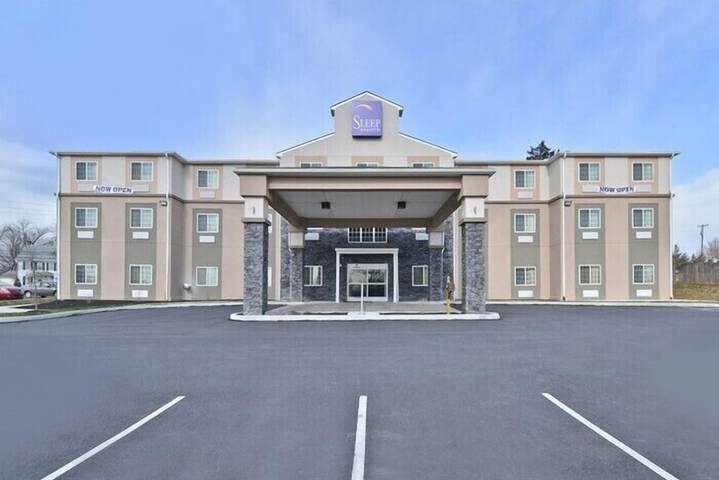 Hotel 2 of 54