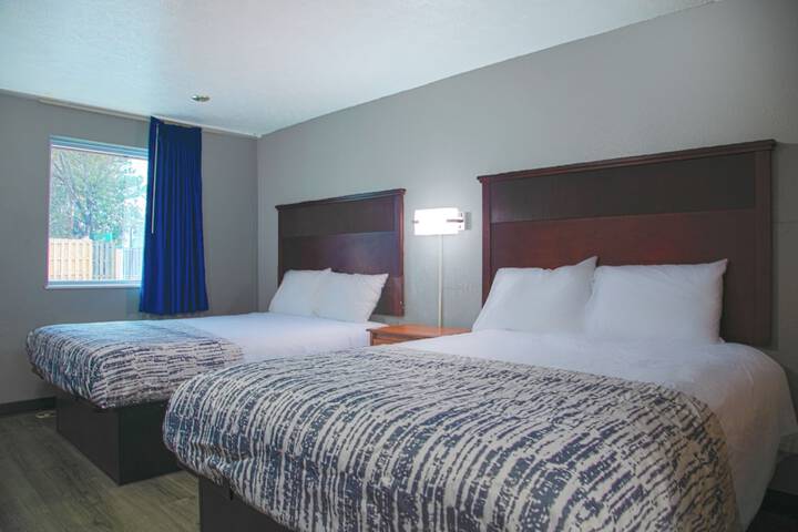 Room 21 of 35