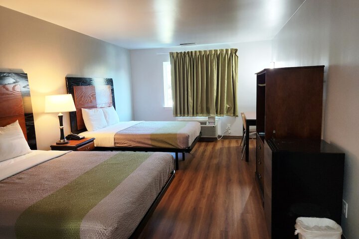 Room 33 of 39