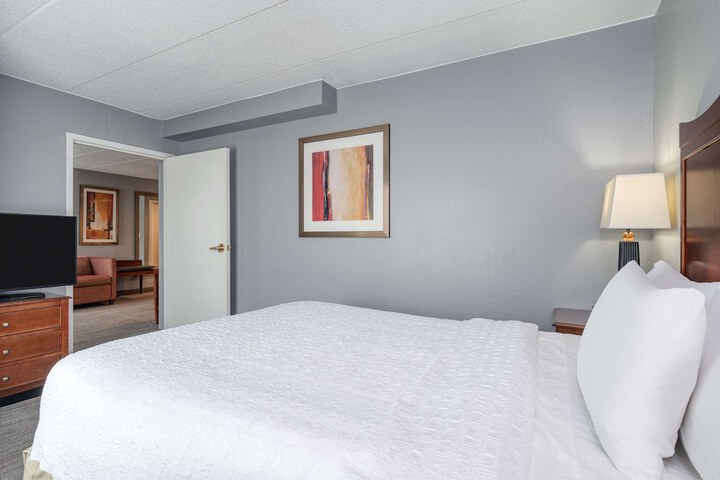 Room 42 of 68