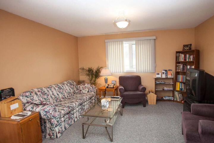 Room 14 of 34