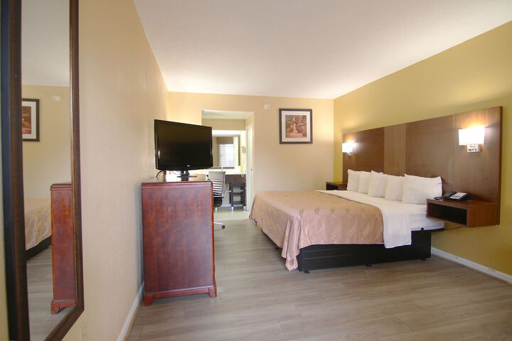 Room 19 of 31