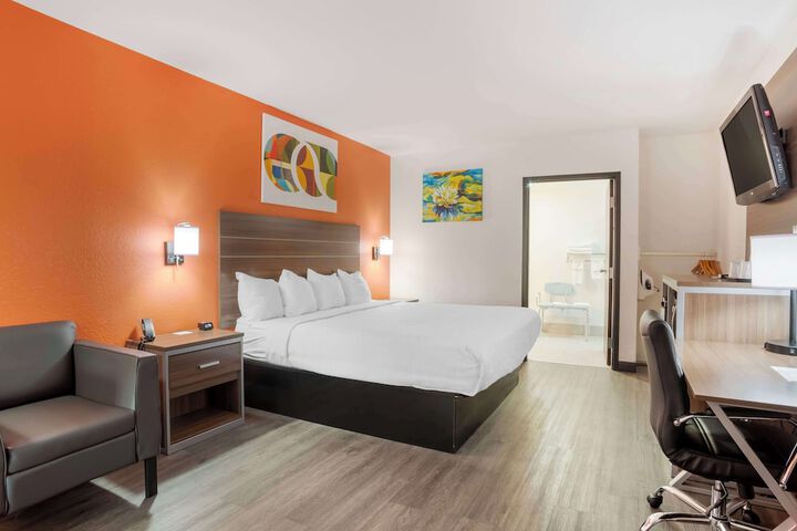 Room 19 of 51