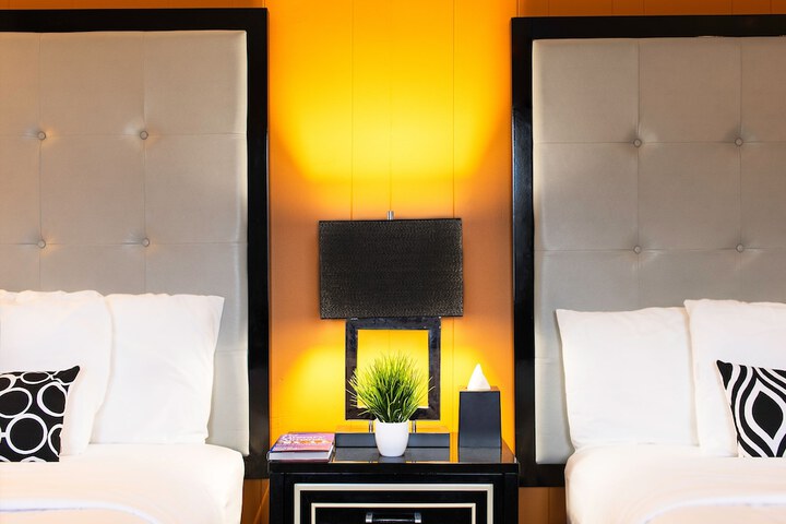 Room 29 of 49