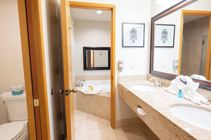 Icicle Village Resort