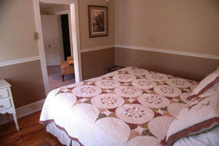 Mountaintop Lodge at Lake Naomi