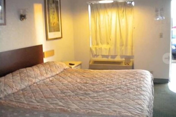 Heritage Inn