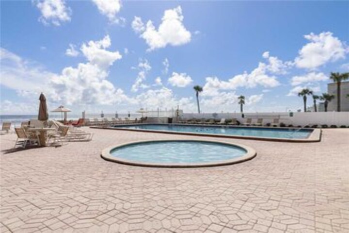 Ocean Jewel 364 Studio Condo