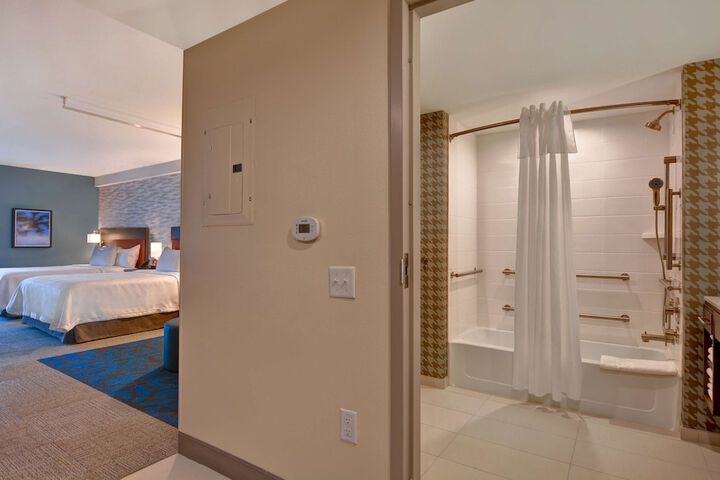 Home2 Suites by Hilton Orlando at Flamingo Crossings