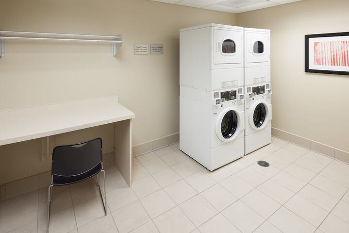 Room 25 of 47