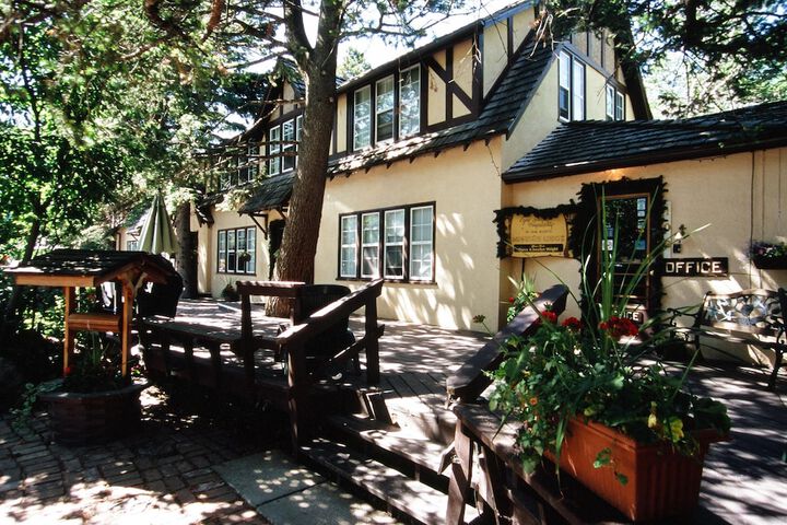 Crandell Mountain Lodge