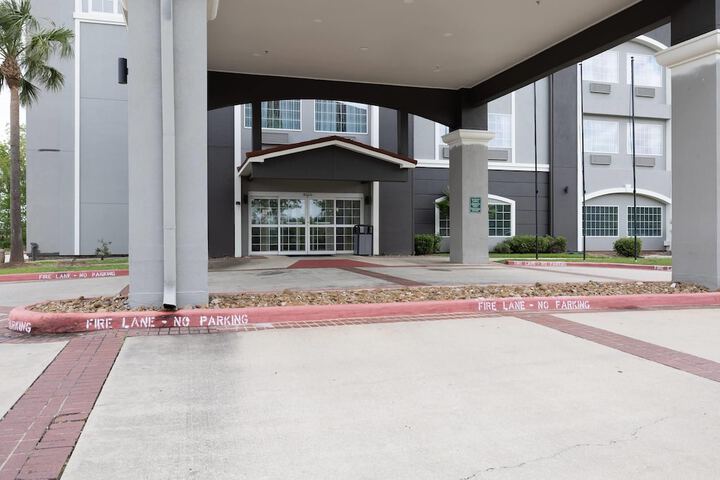 La Quinta Inn & Suites by Wyndham Pearland - Houston South