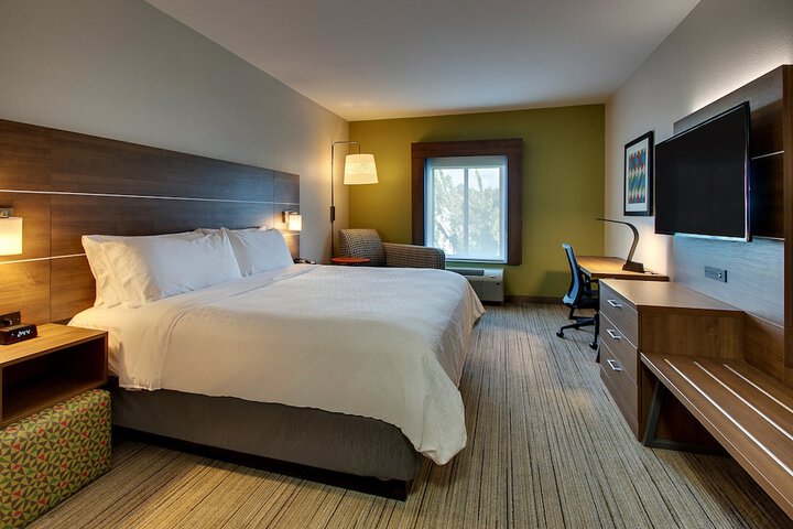 Room 16 of 49