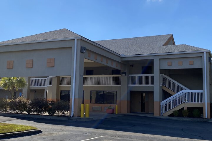 Hotel 4 of 16