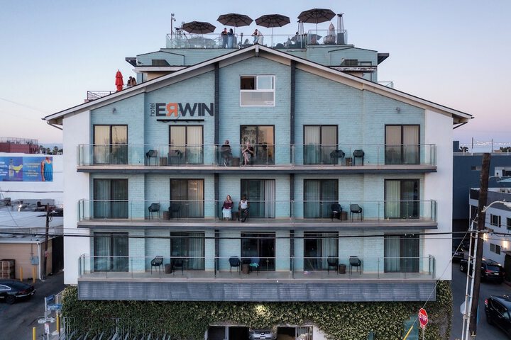 Hotel 11 of 110