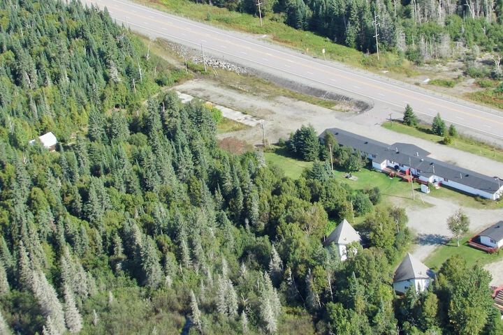Wawa Northern Lights Motel & chalets