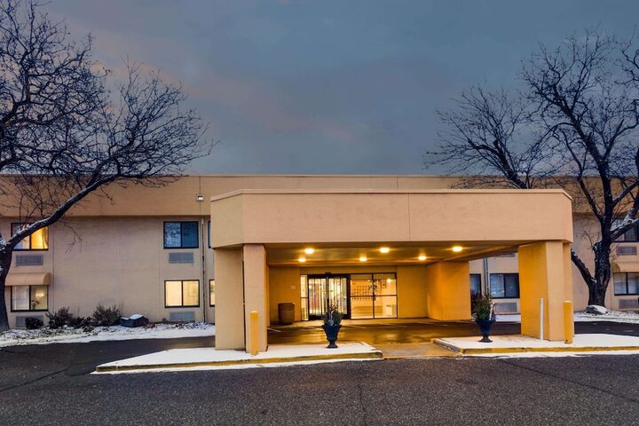 Hotel 1 of 49