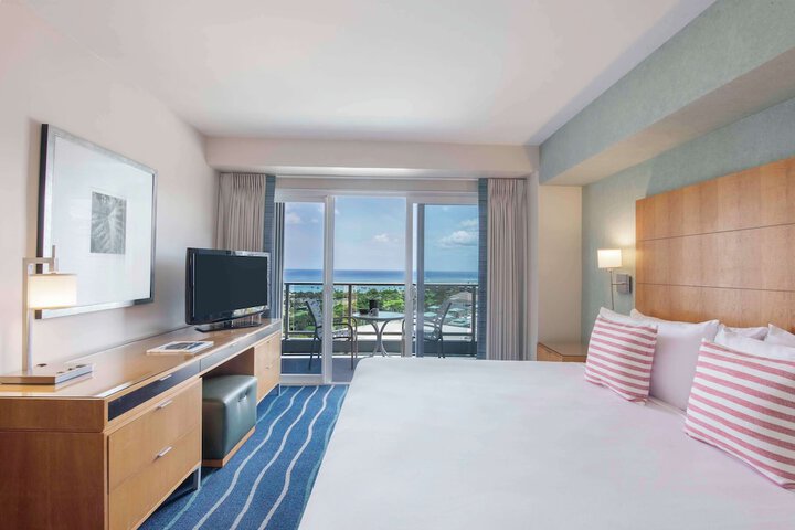 Room 46 of 76
